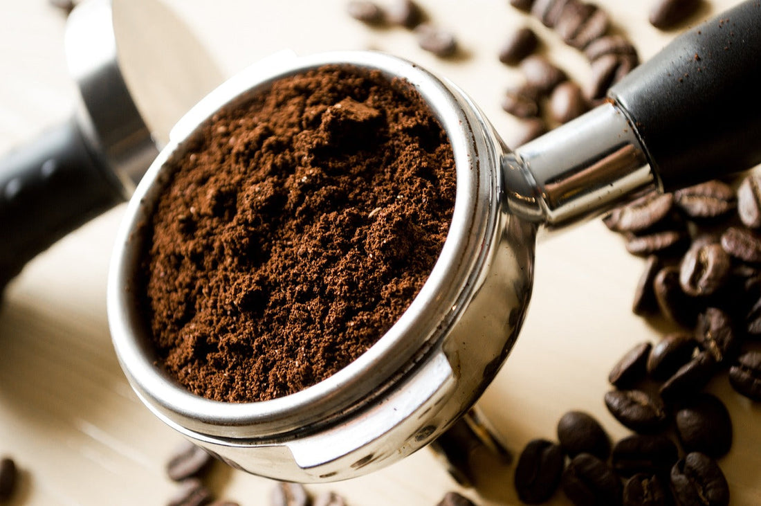 Un café Bio, équitable et écoresponsable : "Astuces pour réutiliser le marc de café et agir pour l'environnement !"